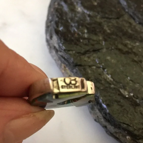 Vintage Charlie Bowie Reversible Bear and Kokopelli Navajo Pendant - Picture 12 of 15